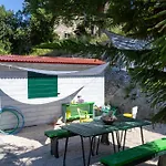 With A Parking Space Hvar - 22023